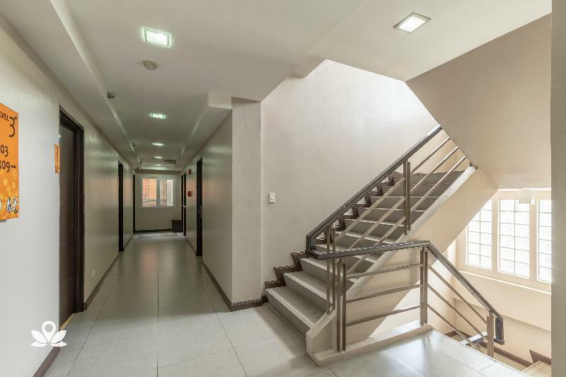 Lorenzzo Suites Hotel Makati City Esterno foto