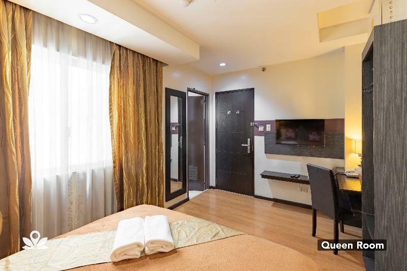 Lorenzzo Suites Hotel Makati City Esterno foto