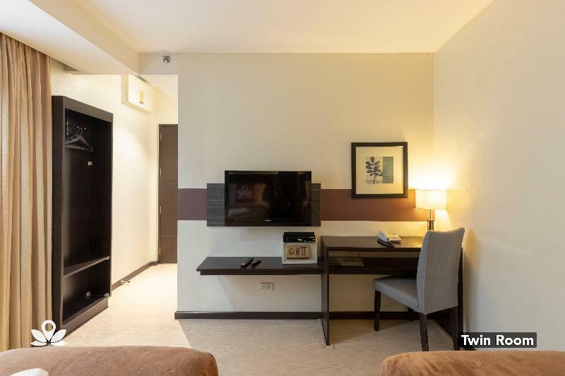 Lorenzzo Suites Hotel Makati City Esterno foto
